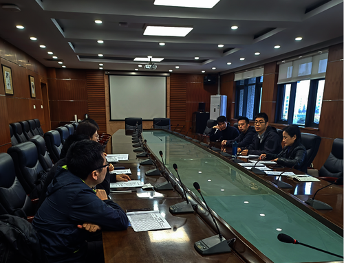 开车漫画
召开动画专业毕业实践环节工作部署2